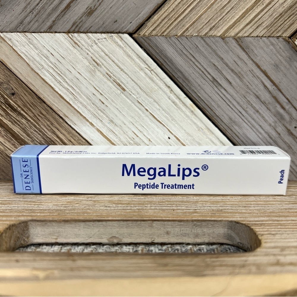 Dr. Denese MegaLips Peptide Treatment Peach.